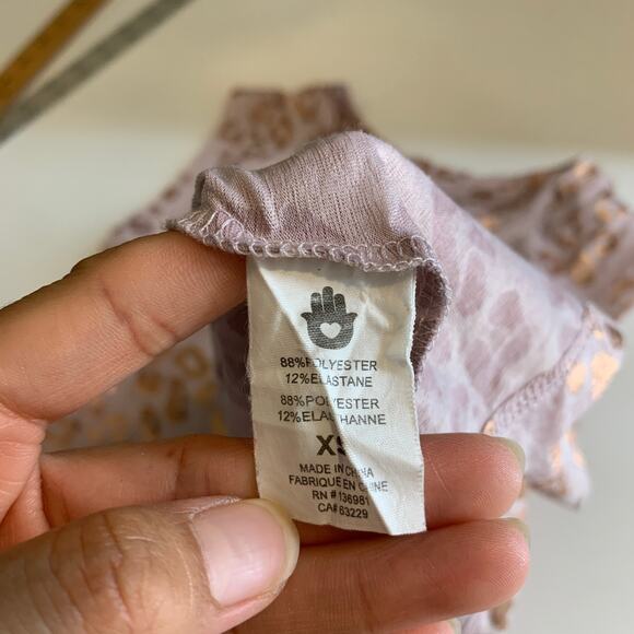 Spiritual Gangster Tank Top Womens Extra Small Sleeveless Crop Metallic Cheetah - Picture 8 of 10